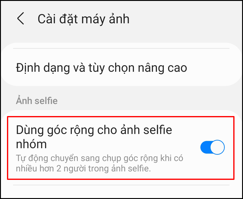 Dùng góc rộng cho ảnh selfie nhóm